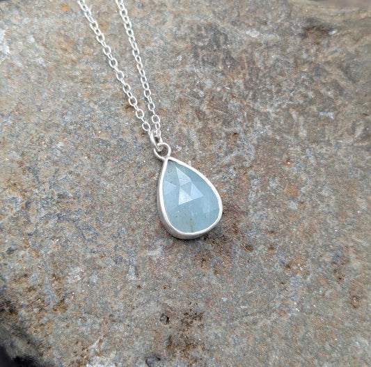 Moss Aquamarine Sterling Silver Necklace