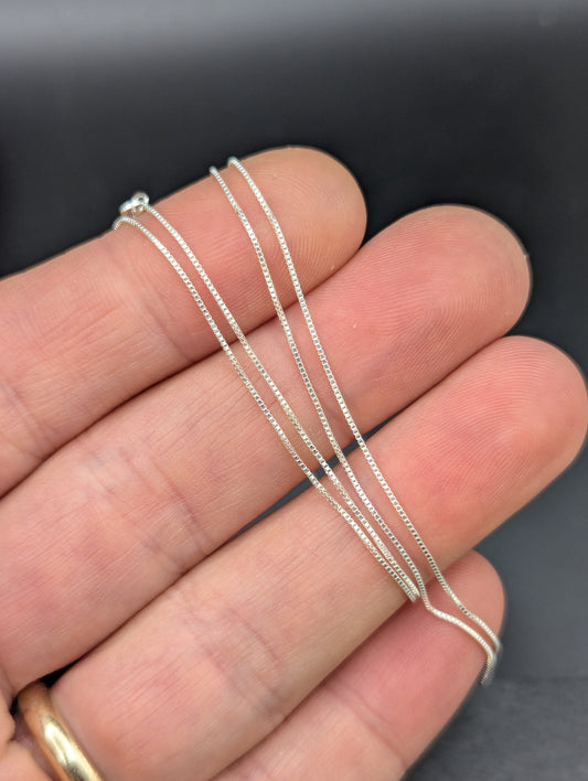 18" Sterling Silver Chain - Venetian Box