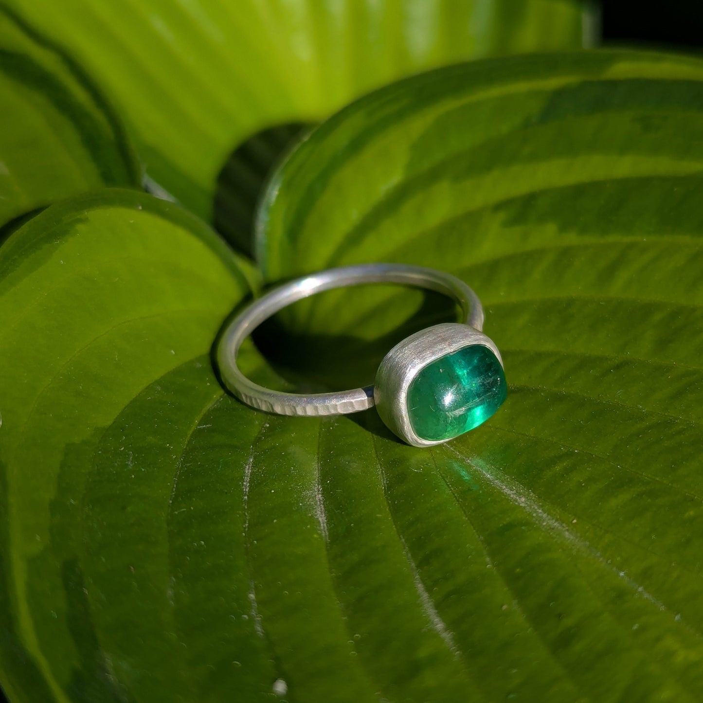 Green Tourmaline Cabochon Ring - Size 7.5